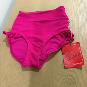 Tiger Friday briefs AXS